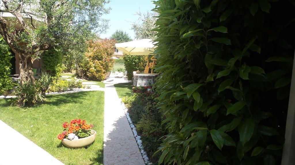 B&B Garda 4U Desenzano del Garda Zewnętrze zdjęcie