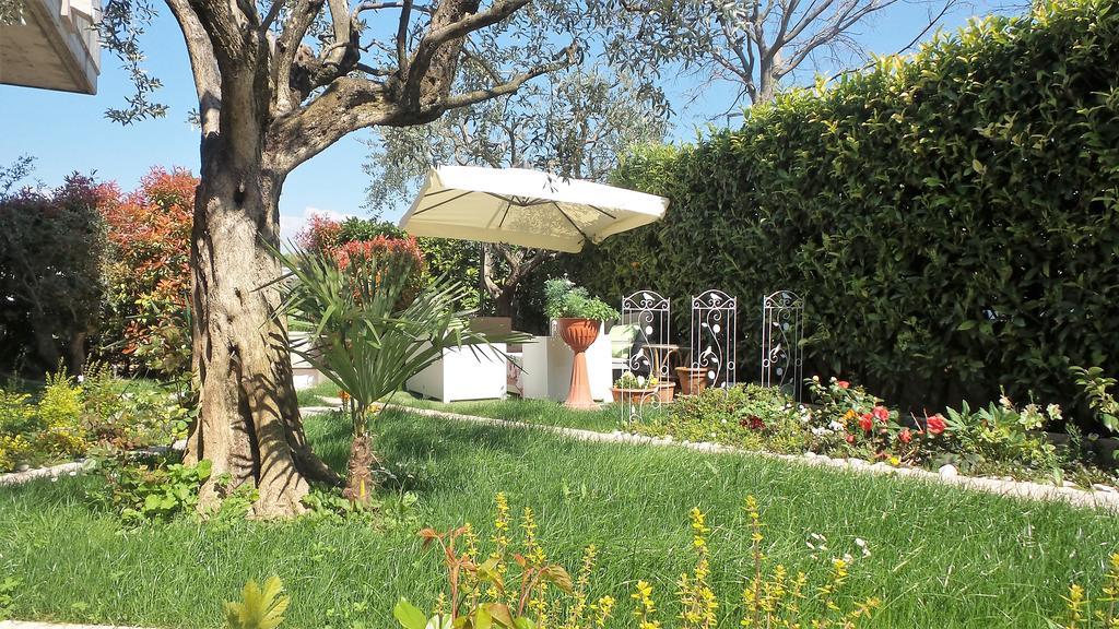 B&B Garda 4U Desenzano del Garda Zewnętrze zdjęcie