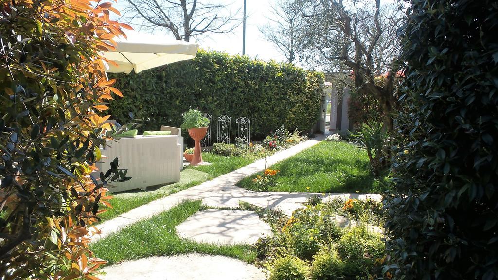 B&B Garda 4U Desenzano del Garda Zewnętrze zdjęcie